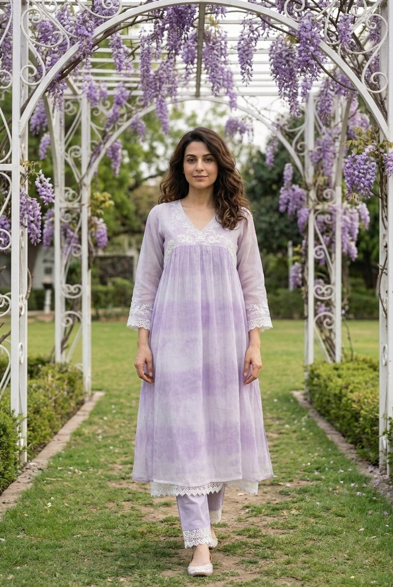 Lilac Tie-Dye Organza Kurta Set with Pants & Dupatta — view 3