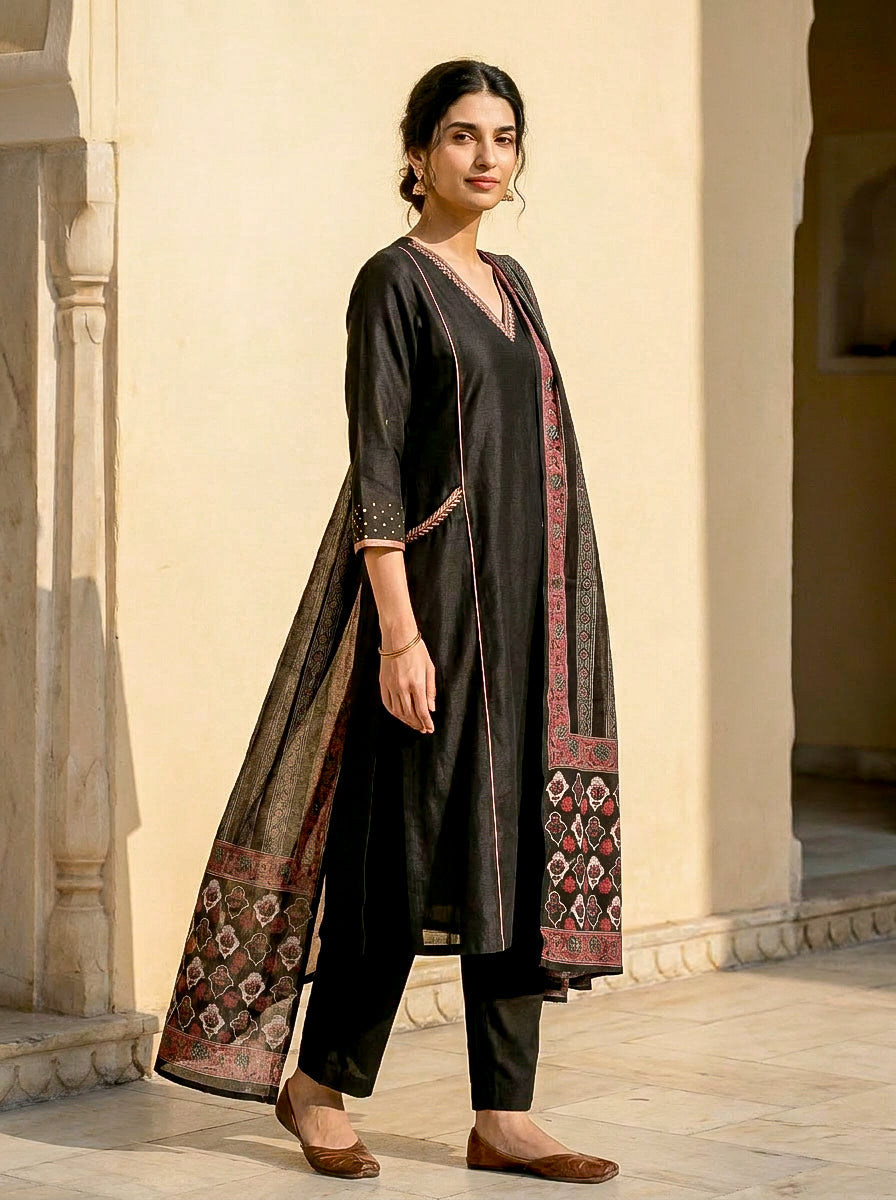 Black Embroidered Silk Chanderi Kurta Set with Pants & Dupatta — model front