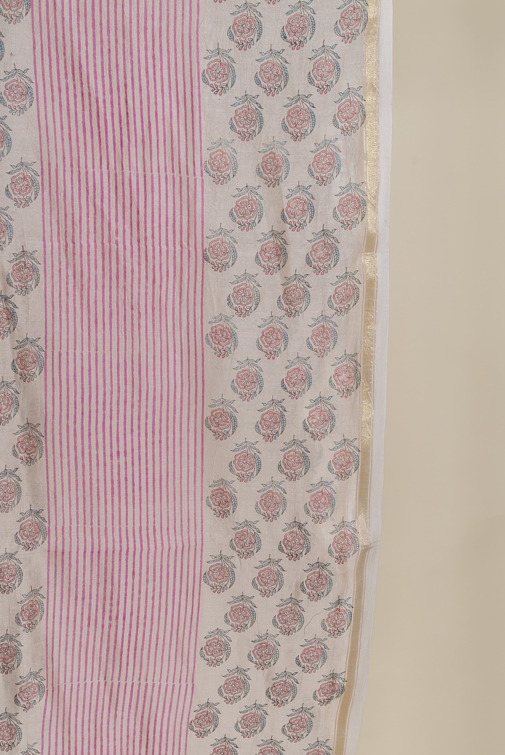 Mauve Embroidered Silk Chanderi Kurta Set with Pants & Block Print Dupatta — detail