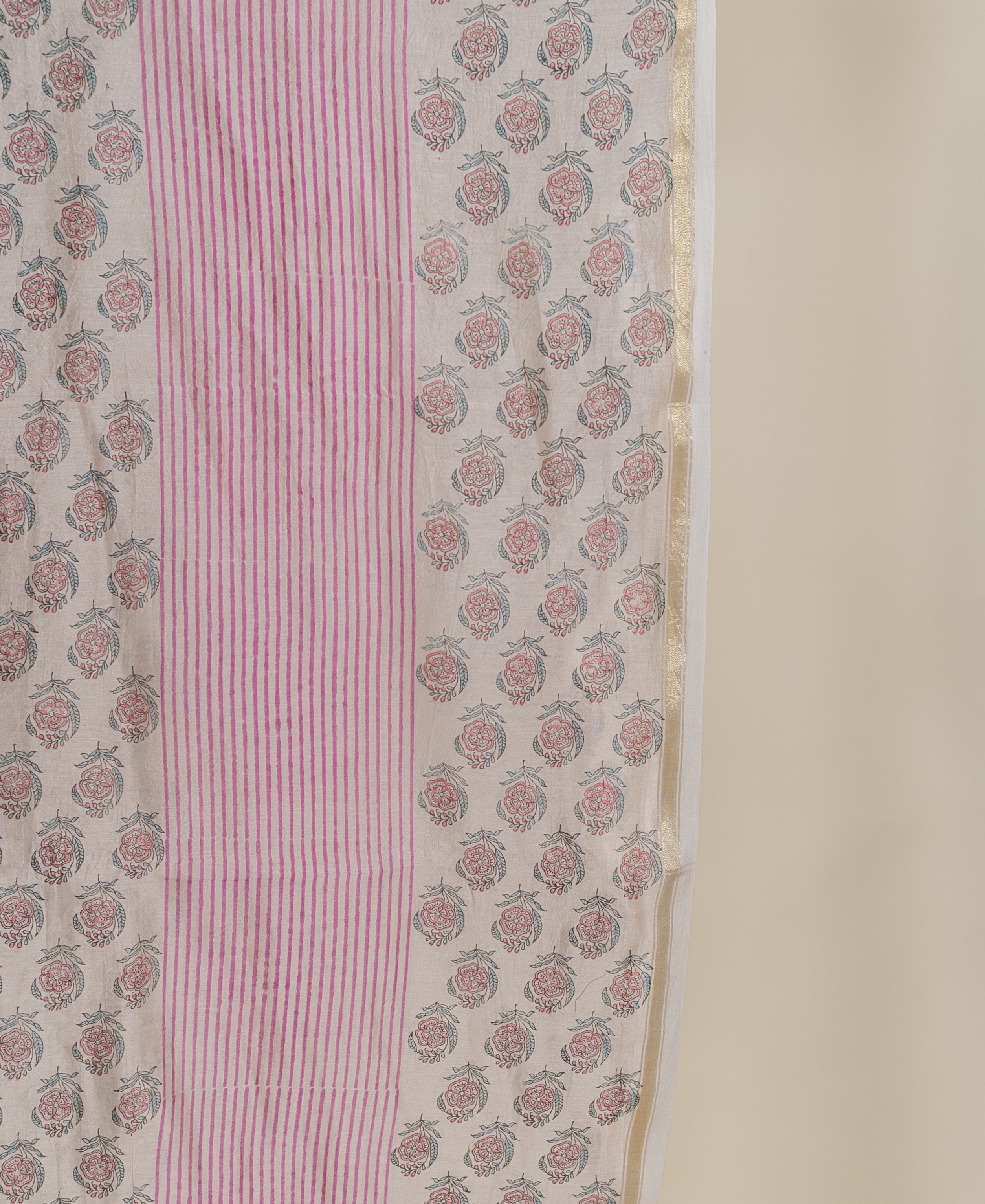 Mauve Embroidered Silk Chanderi Kurta Set with Pants & Block Print Dupatta — detail