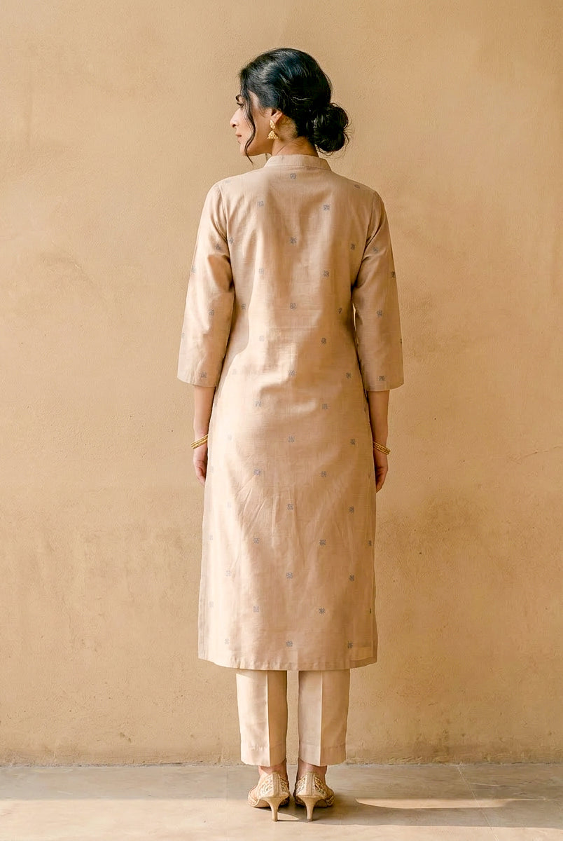 Beige Embroidered Silk Chanderi Kurta Set with Pants & Dupatta — kurta detail