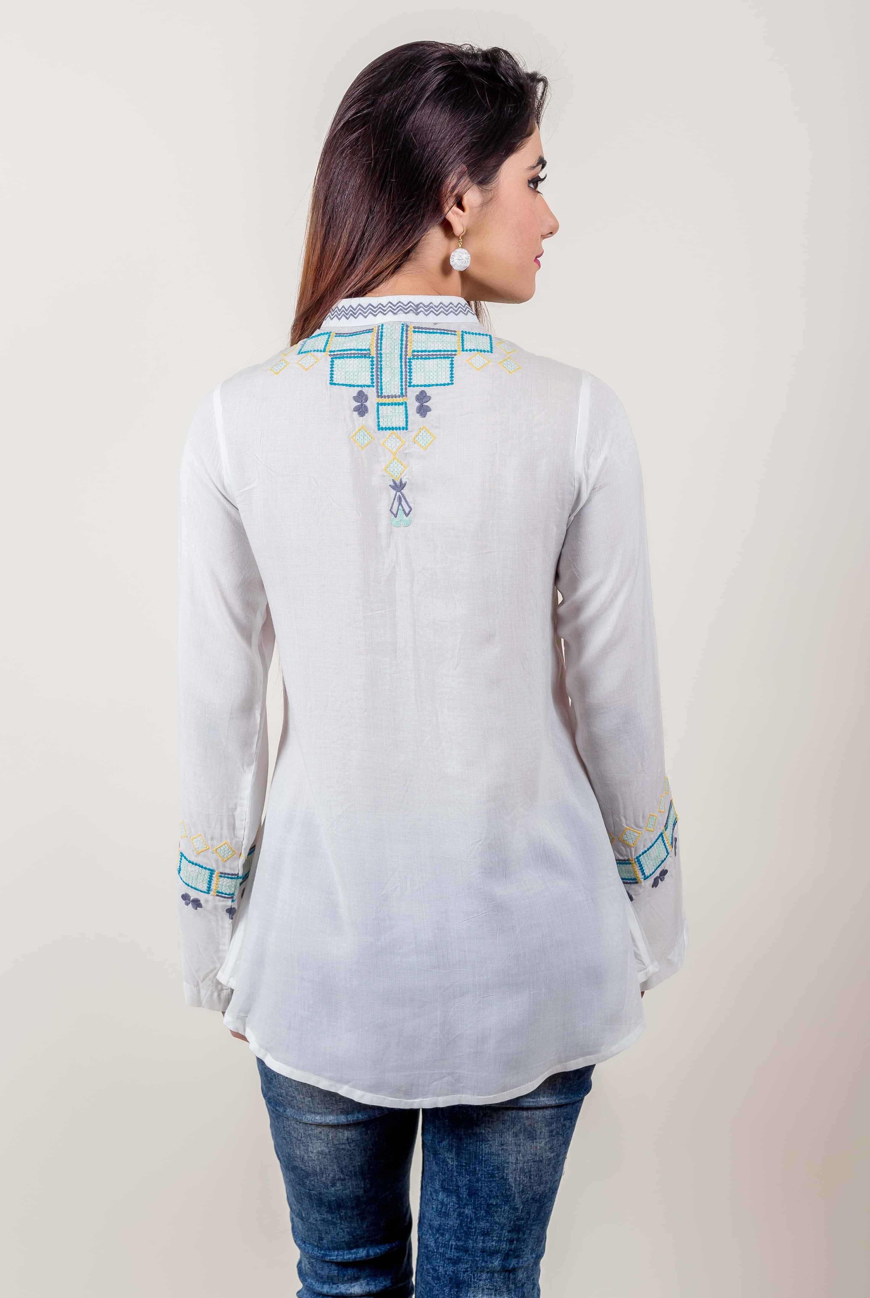 short kurti embroidery design