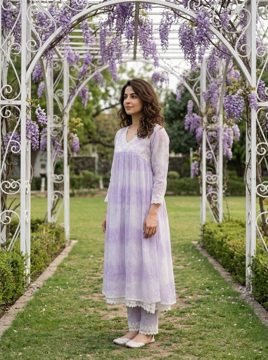 Lilac Tie-Dye Organza Kurta Set with Pants & Dupatta — view 4